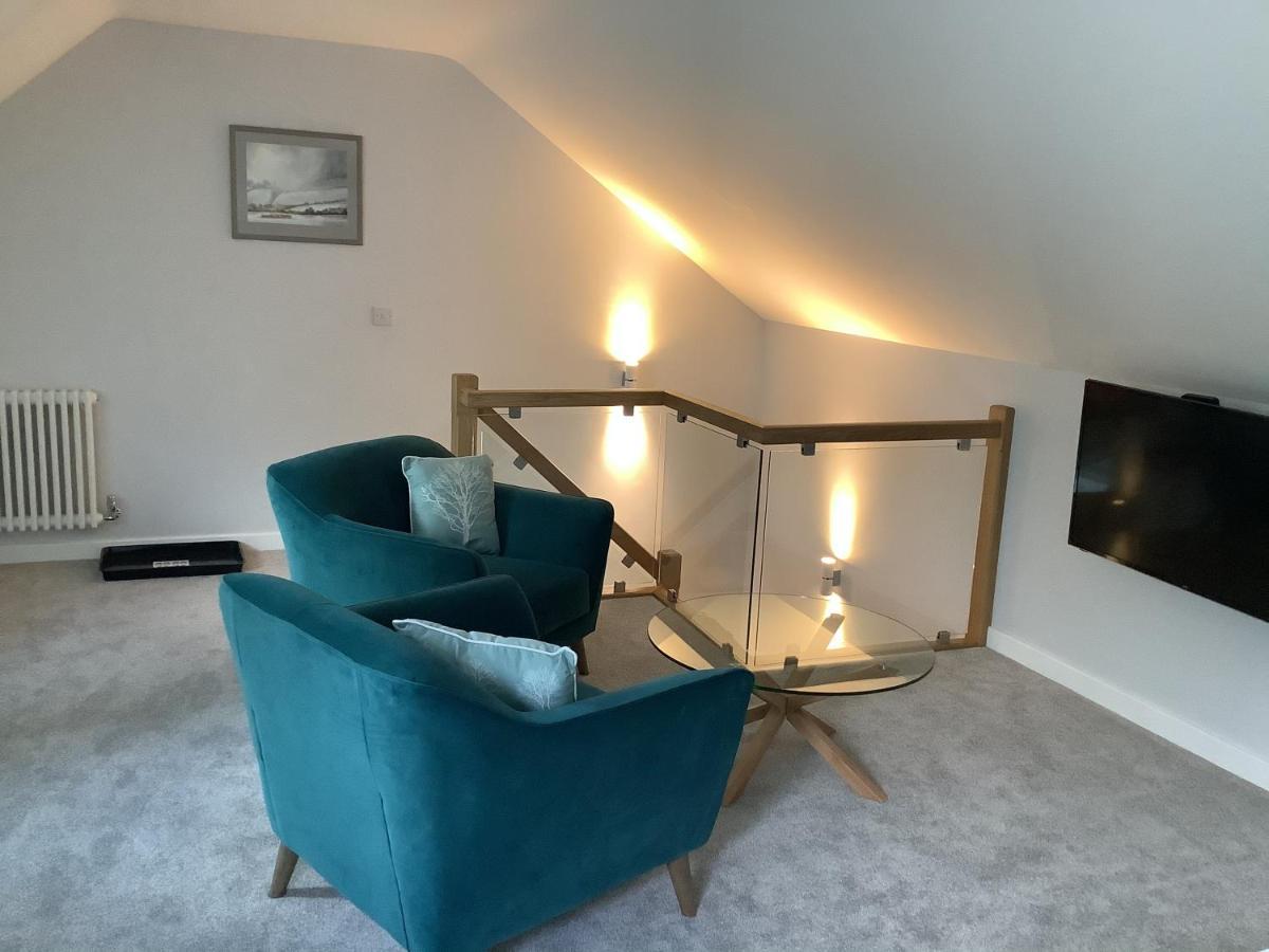Hotel Little London Bed&Breakfast&Glamping pod Abercraf Exterior foto