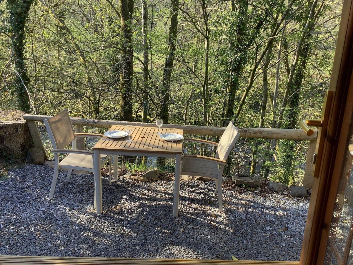 Hotel Little London Bed&Breakfast&Glamping pod Abercraf Exterior foto