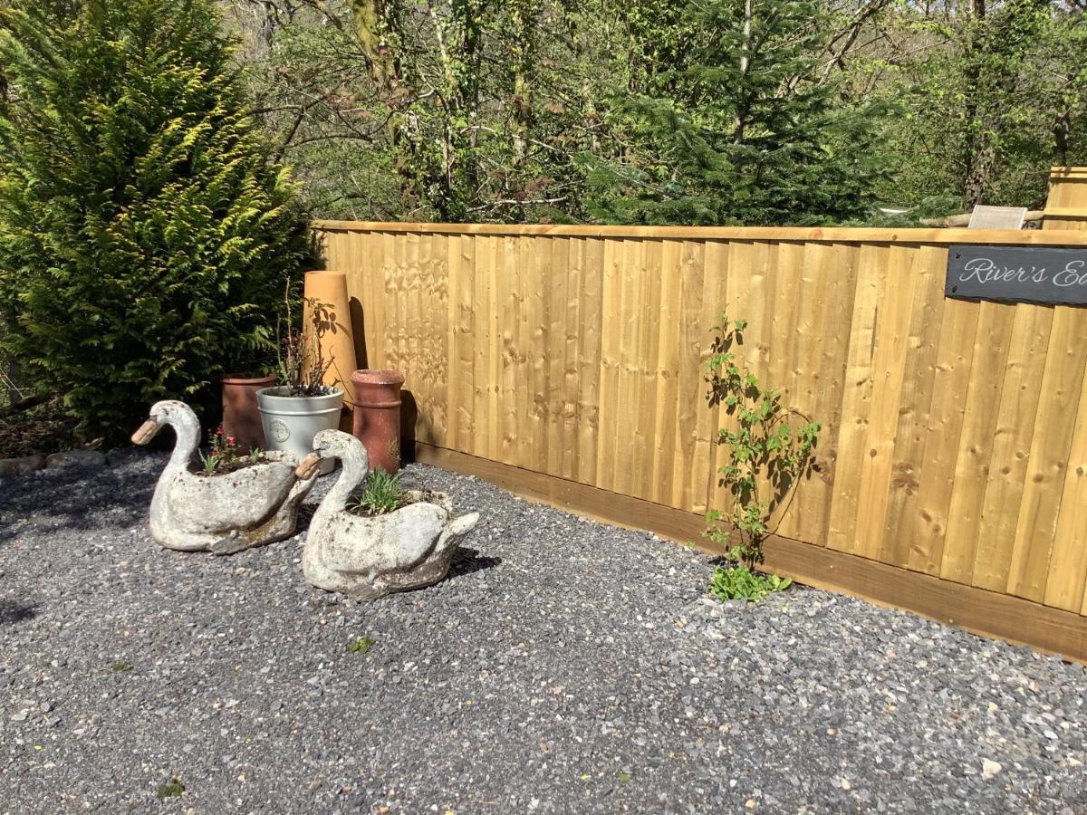 Hotel Little London Bed&Breakfast&Glamping pod Abercraf Exterior foto